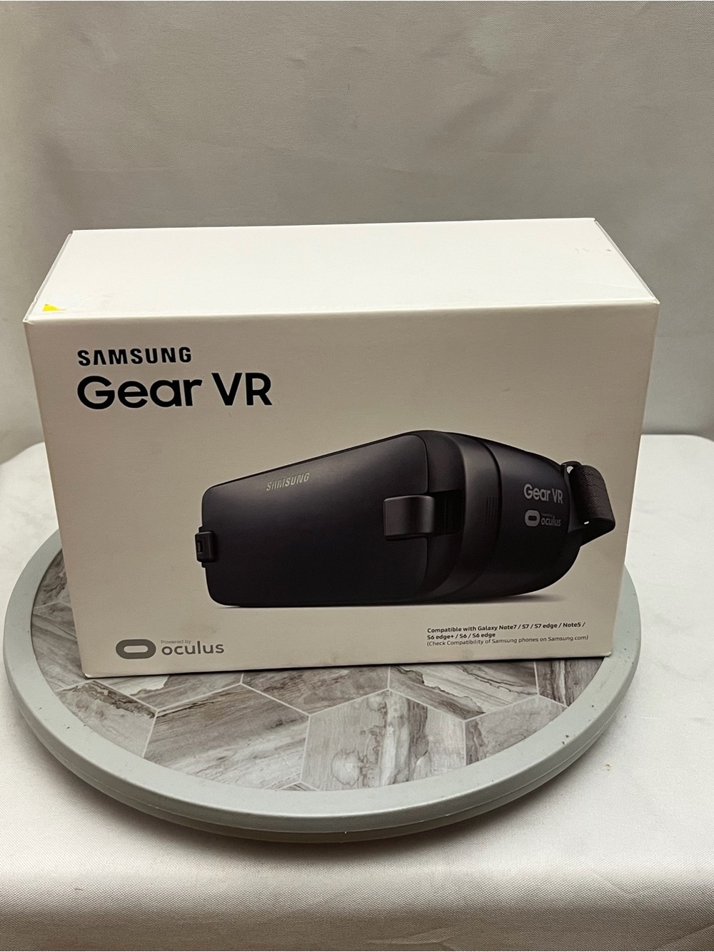 Samsung Gear VR SM-R323 Oculus Virtual Reality Headset For Galaxy S7 S6 Note